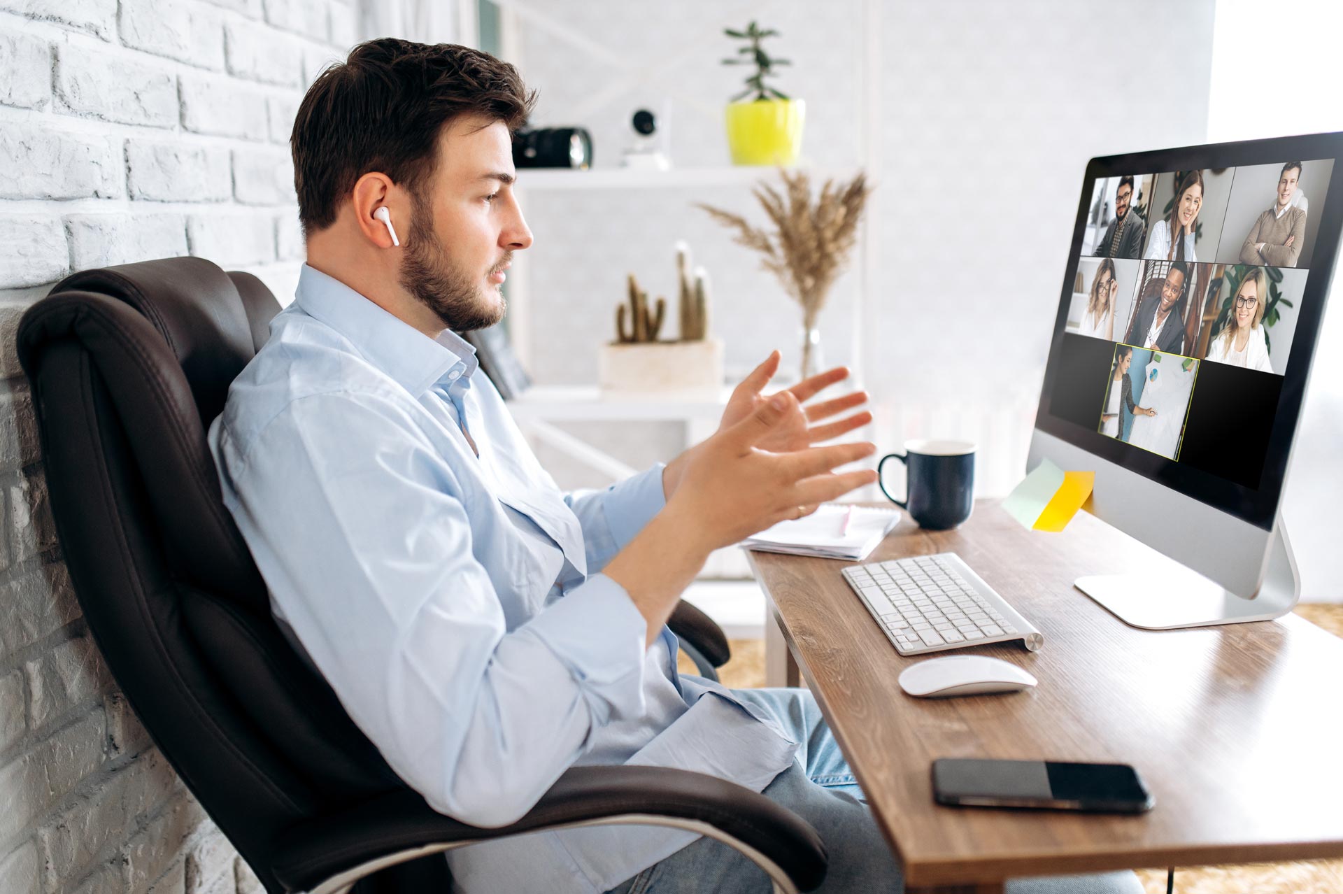 Onlinemeeting auf iMac mit Chatcloud